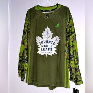 Authentic Adidas Toronto Maple Leafs camo jersey. Adult size 50